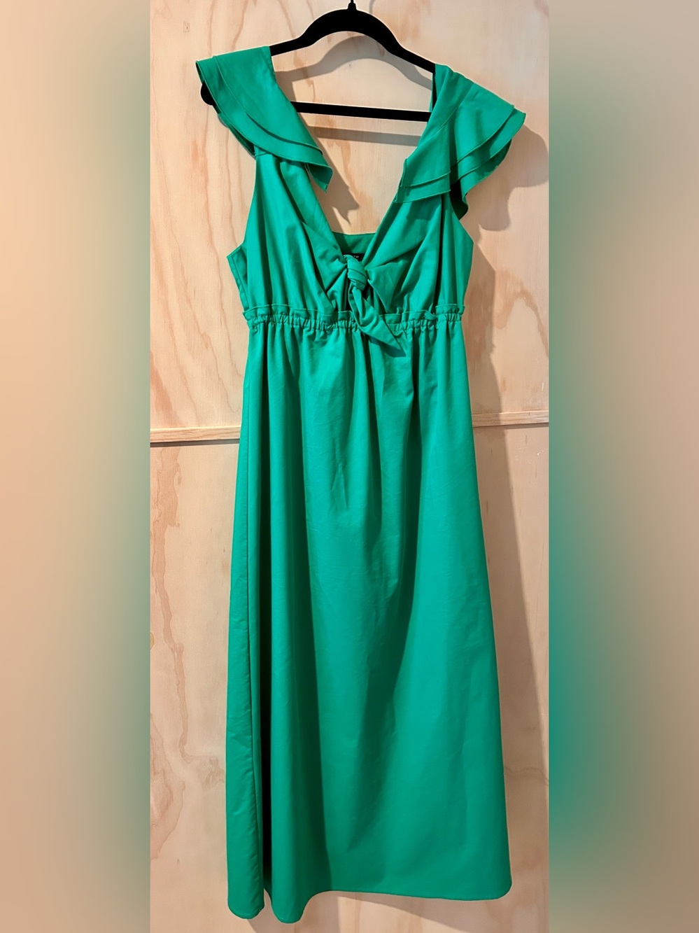 NWOT Drew Sleeveless Kelly Green Midi Dress Sz M